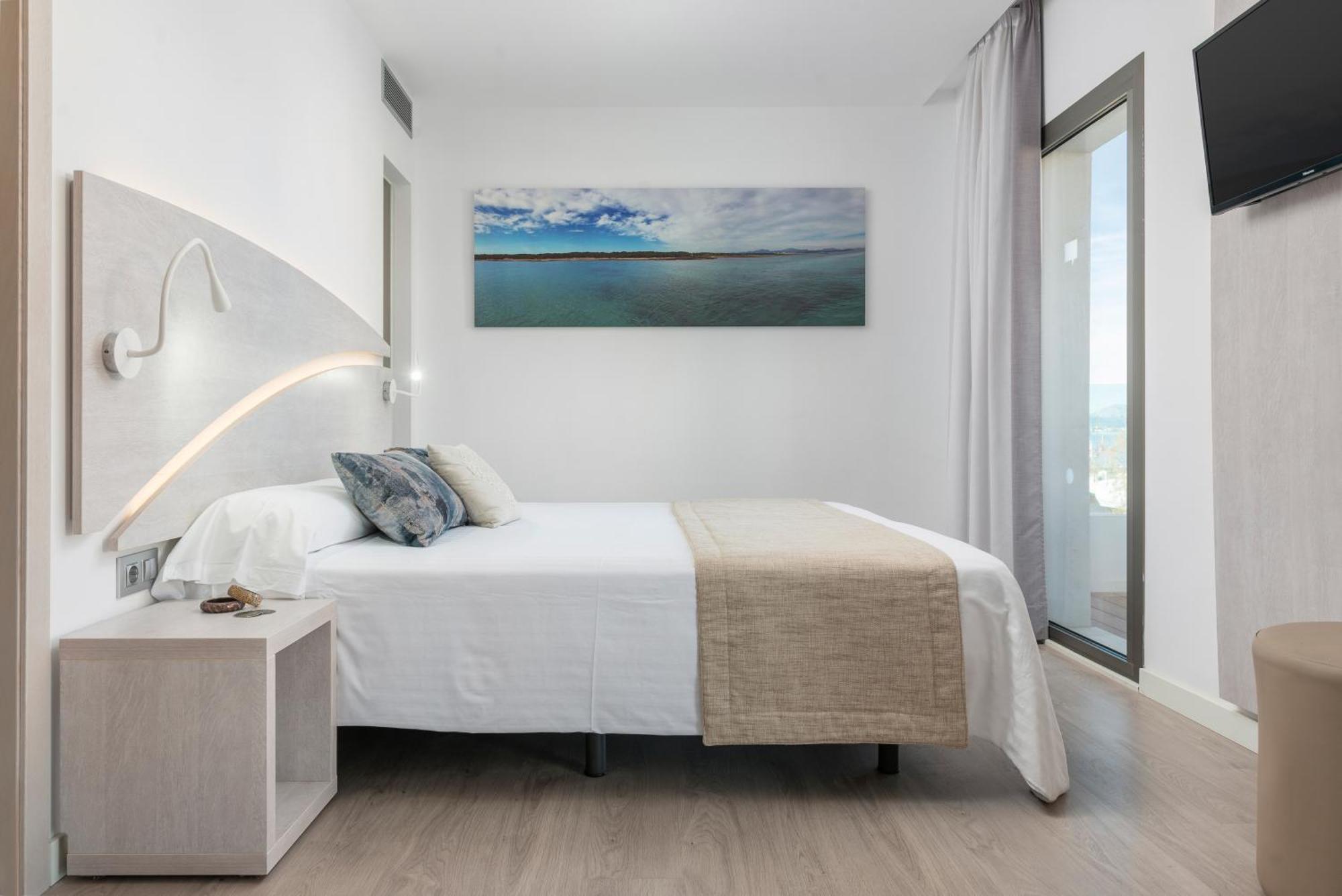 Llaut Boutique Hotel (Adults Only) Can Picafort  Bilik gambar